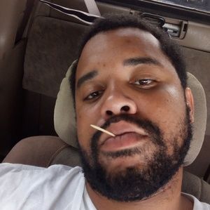 Meet your Posher, Kenneth